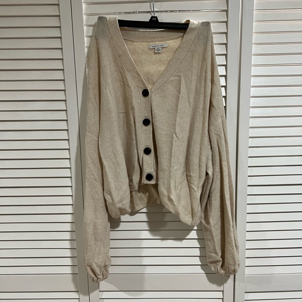 American Eagle Sweater